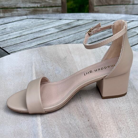 Madden Girl Ileana Womens Sandals Size 6 Beige Paris Block Heel Buckle Shoes New - Picture 10 of 14